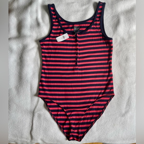 Gap bodysuit - Picture 2 of 3